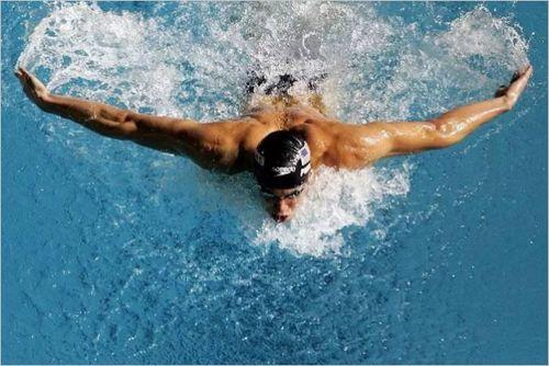 游泳时娱乐,游泳娱乐时光全记录